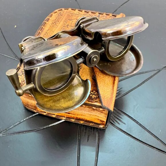 Brass Spyglass Folding Binocular Nautical Adventure in Handmade Leather Box Gift - Picture 5 of 11